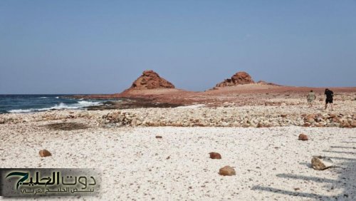 إجلاء عشرات السياح الإيطاليين من جزيرة سقطرى اليمنية