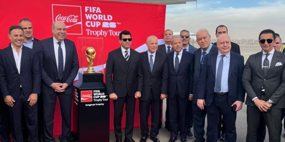 جمارك مطار القاهرة تنهي إجراءات دخول وخروج كأس العالم