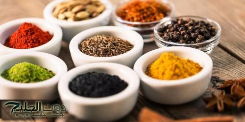 “وصفة الجدات السرية”.. ملعقة صغيرة من العشبة دي قبل النوم هتنهي مشاكل القولون والانتفاخ والغازات نهائيًا