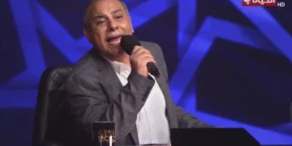 دولة التلاوة.. طه عبد الوهاب يشارك المتسابقين فى ابتهال للصلاة على الحبيب