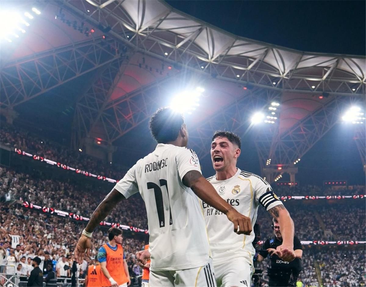 ناقلة لكأس السوبر الإسباني مجانًا.. تردد STUDIO UEA...