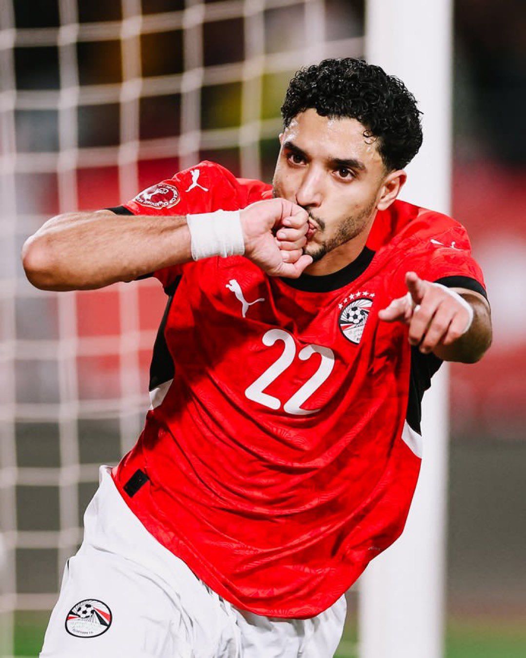 اطّلع على بالفيديو هدف عمر مرموش مع مصر ضد...