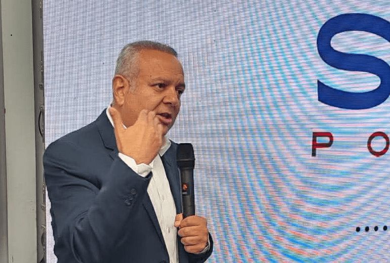 “سكاي بورتس” تستثمر 50 مليون دولار لإنشاء 8 صوامع لتصدير الأسمنت بشرق بورسعيد