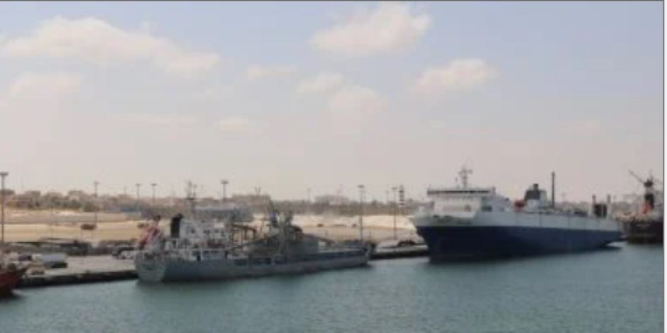 إغلاق ميناء العريش البحري مؤقتًا بسبب سوء الأحوال الجوية
