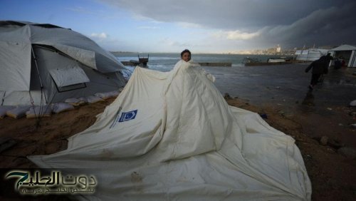 أمطار وعواصف تفاقم أزمة المأوى في غزة