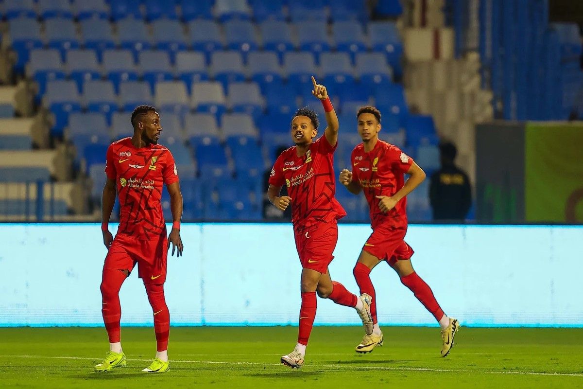 رابط الأسطورة.. بث مباشر مشاهدة مباراة القادسية والفيحاء...