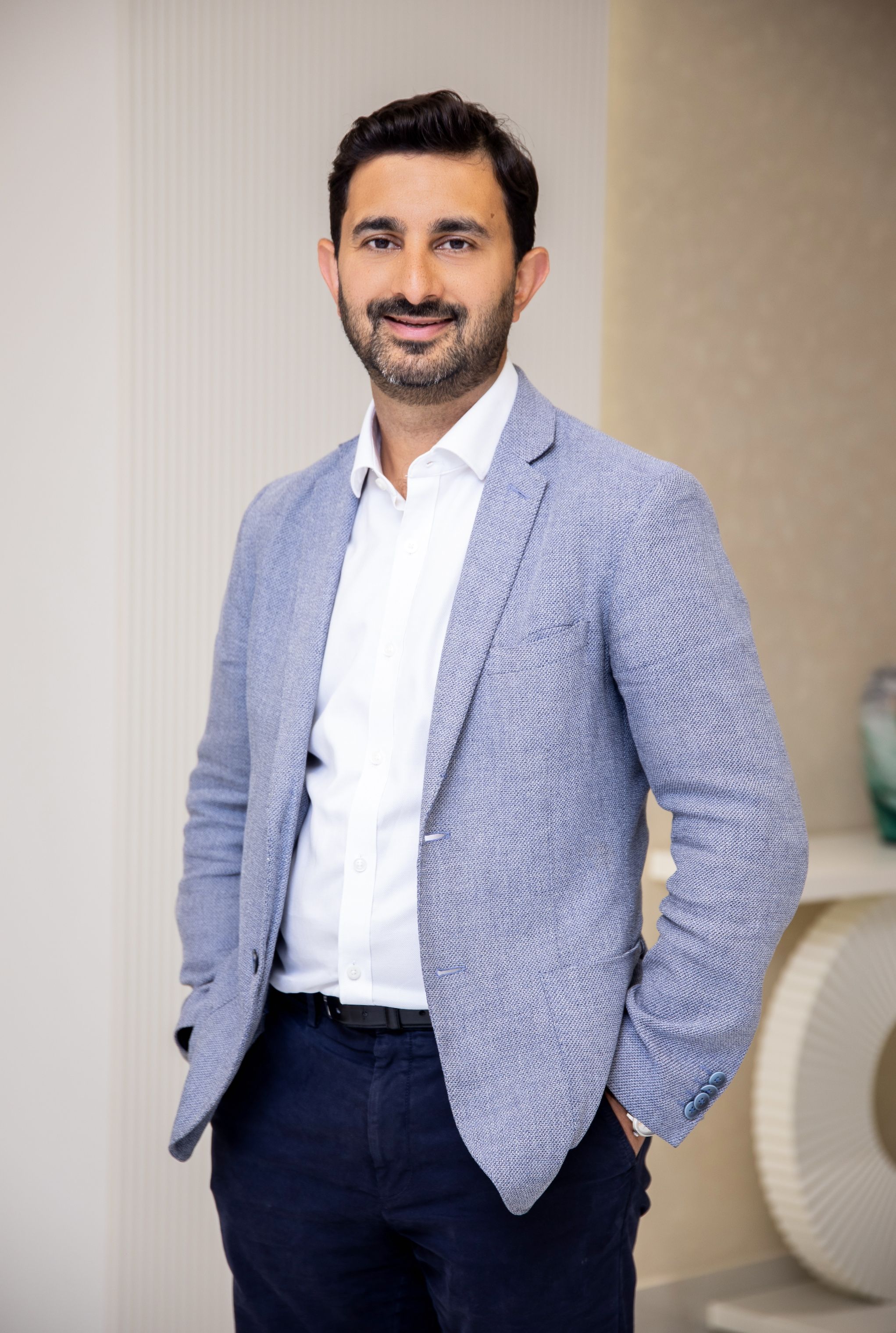 الذكاء الاصطناعي في خدمة الرعاية الصحية: كيف تُطيل التكنولوجيا عمر الإنسان؟