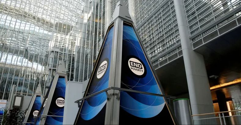 البنك الدولي يتوقع تراجع سعر خام برنت إلى 60 دولارًا للبرميل في 2026