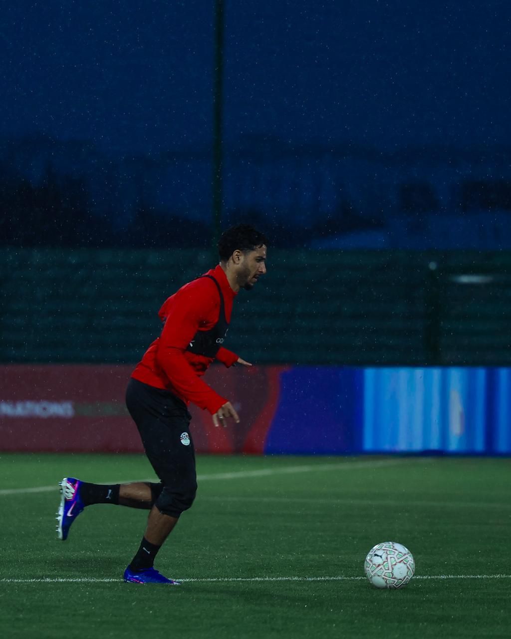 منتخب الفراعنة ينهى تدريباته بطنجة استعدادا لمواجهة السنغال غدا.. صور