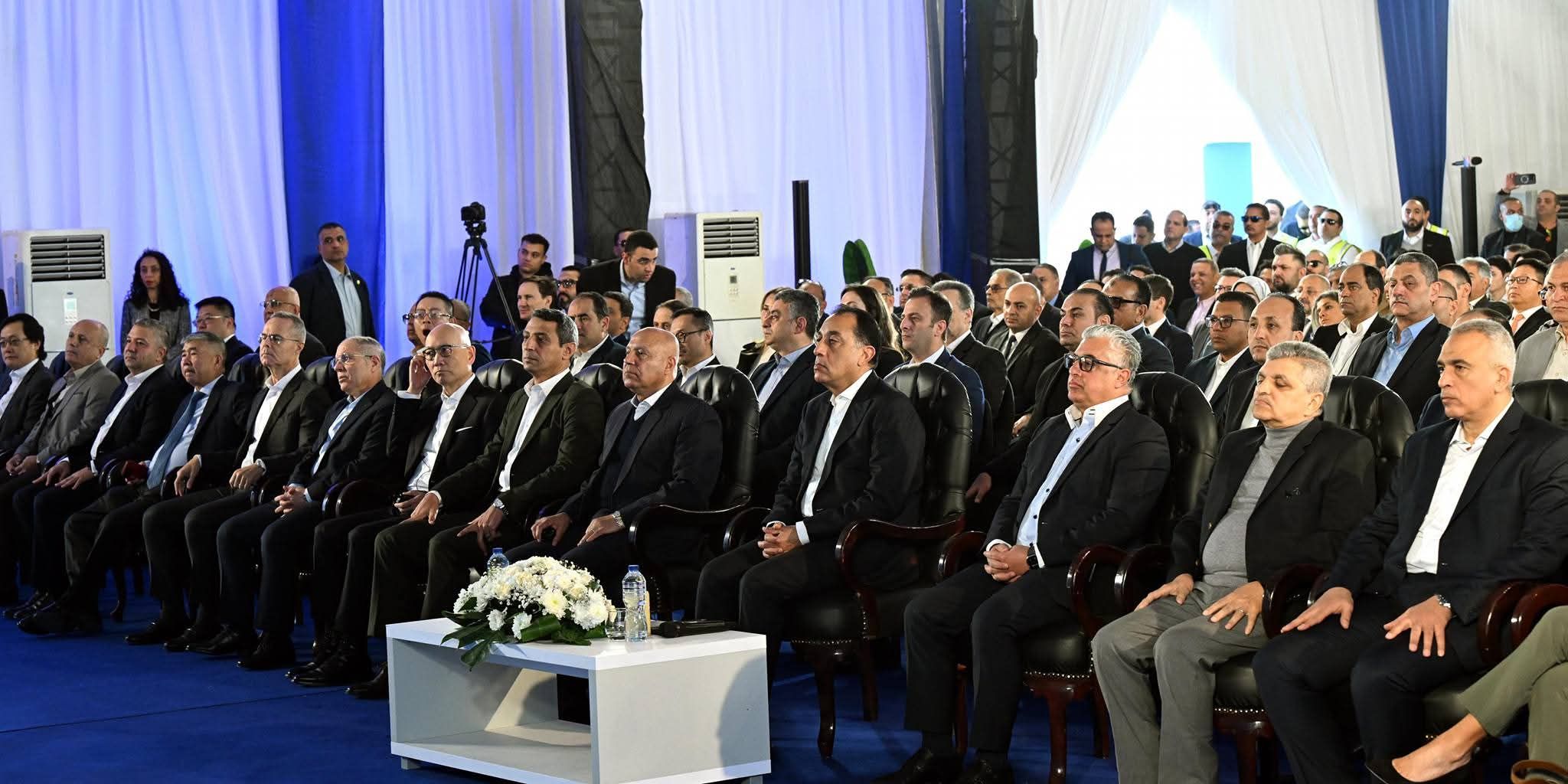 انطلاق التشغيل التجاري لمحطة البحر الأحمر لتداول الحاويات رقم 1 (RSCT) بميناء السخنة