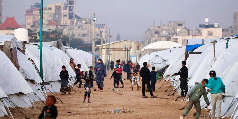 كاتب في مجلة نيوزويك: مصر لعبت دورا محوريا في جهود التفاوض وضمان صمود اتفاق غزة