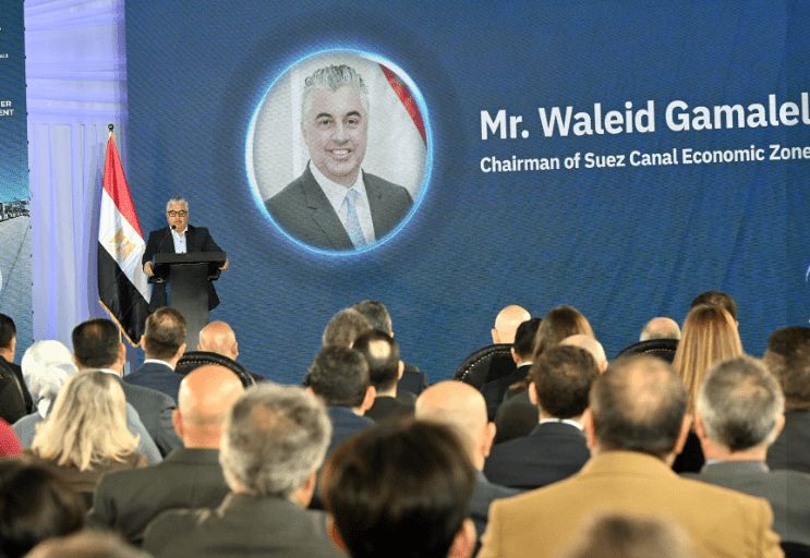 رئيس اقتصادية قناة السويس: محطة البحر الأحمر لتداول الحاويات تدعم خطط تعزيز تجارة الترانزيت