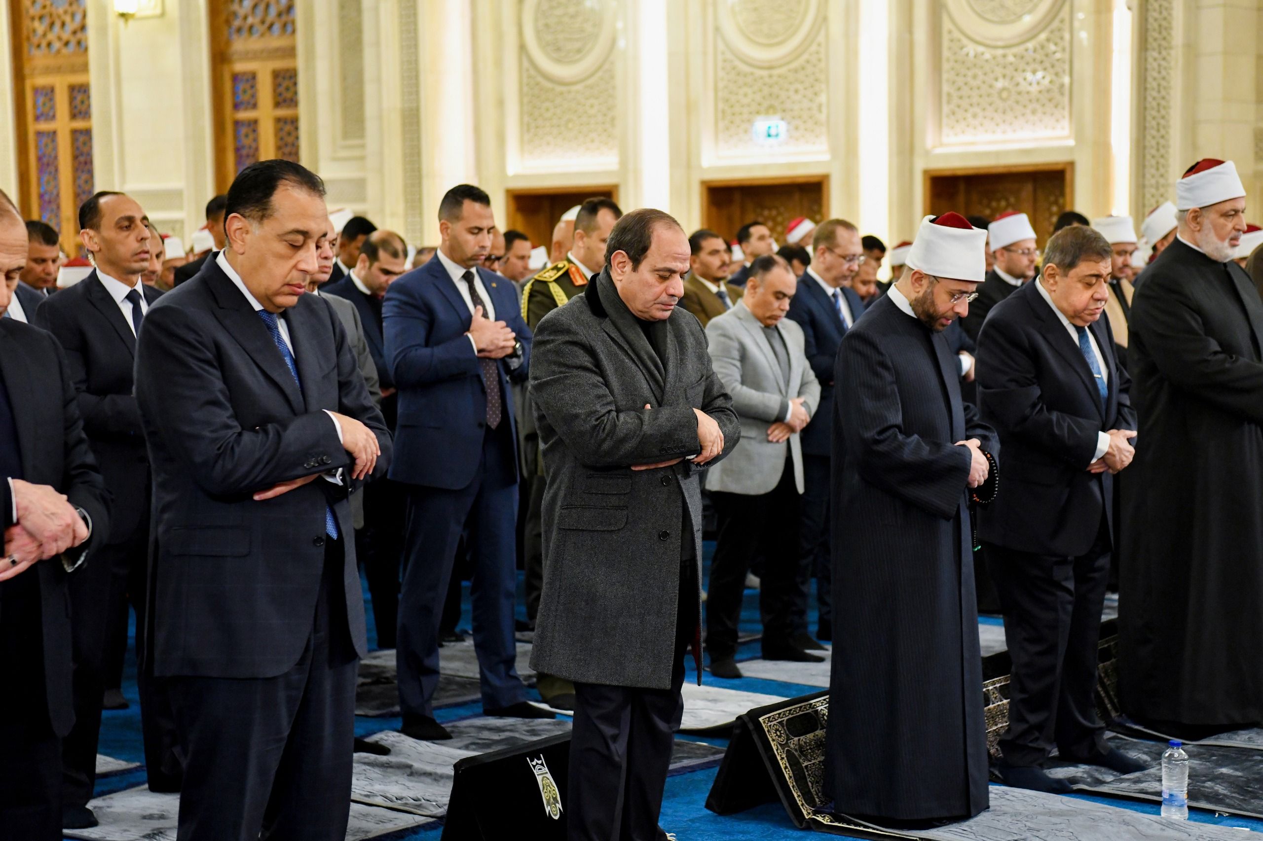 الرئيس السيسى يفتتح مسجد العزيز الحكيم بالمقطم بحضور كبار المسئولين (صور)