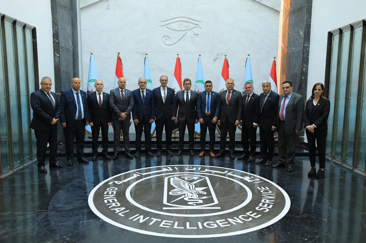 علي شعث خلال لقائه رئيس المخابرات العامة: نشكر مصر والرئيس السيسى وجهوده الكبيرة لدعم فلسطين