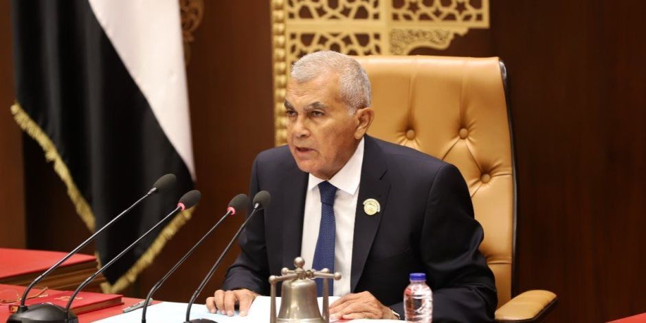 رئيس الشيوخ يهنئ الرئيس السيسي وشعب مصر بذكرى عيد الشرطة وثورة 25 يناير