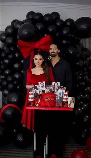 مي عز الدين تحتفل بعيد ميلادها مع زوجها احتفلت الفنانة مي عز الدين بعيد ميلادها في أجواء رومانسية مع زوجها أحمد تيمور.وشاركت مي عز الدين جمهورها بصور إقرأ المزيد