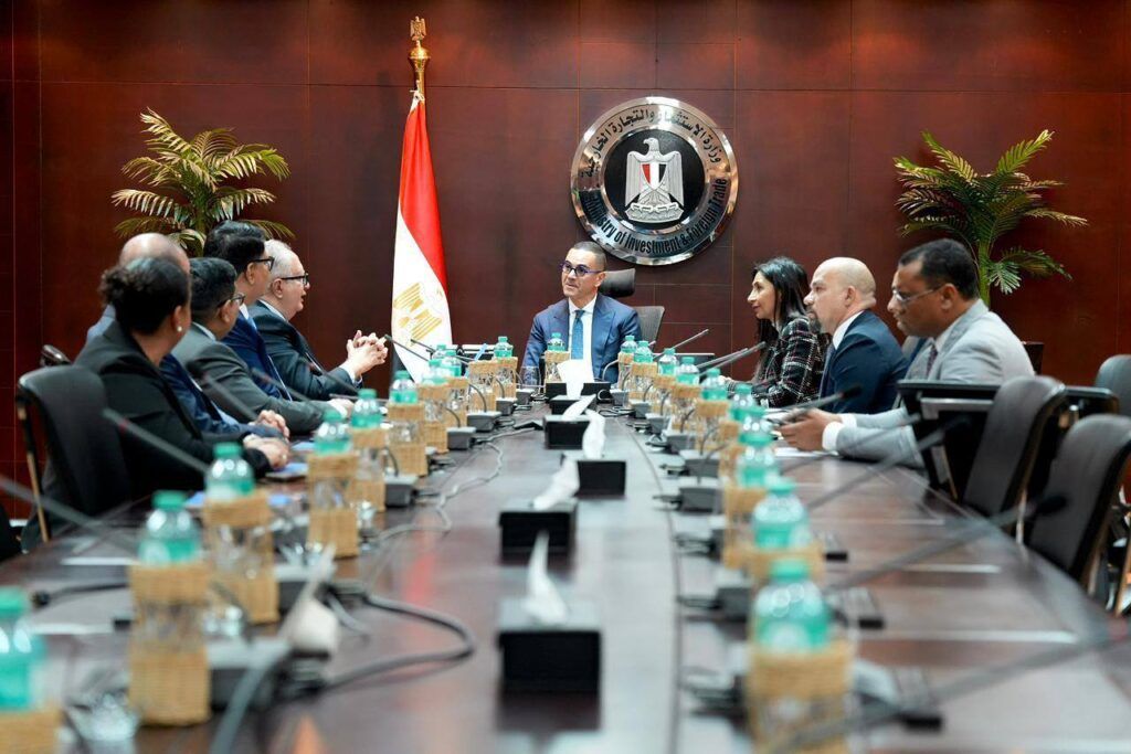 وزير الاستثمار يناقش مع «إيفولف» و«ستونيكس» خطط التوسع في سوق الذهب المصري