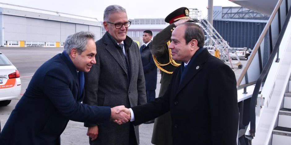 الرئيس السيسي يلتقى غدا رئيس المنتدى الاقتصادي العالمي فى دافوس