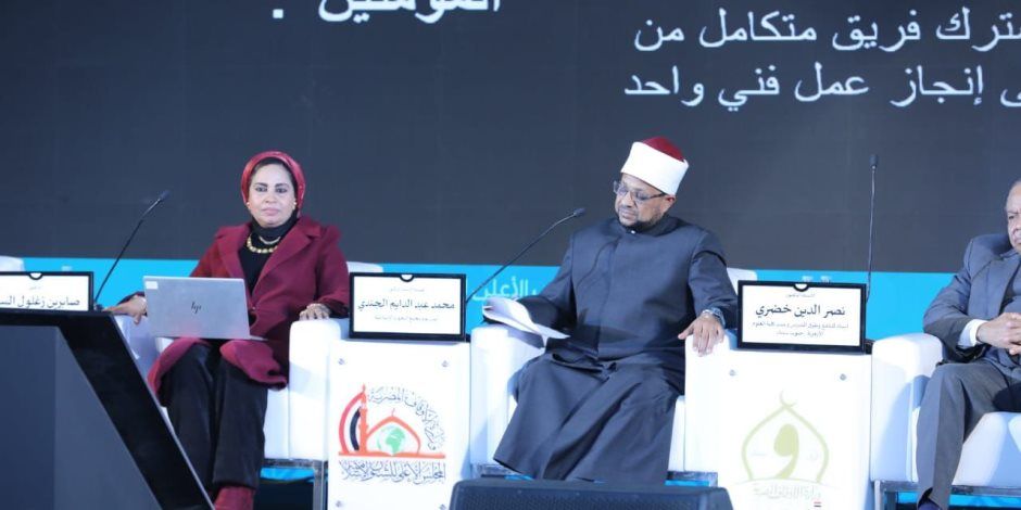 أمين (البحوث الإسلامية) يترأس جلسة علمية بمؤتمر وزارة الأوقاف حول المهن في تاريخ المسلمين