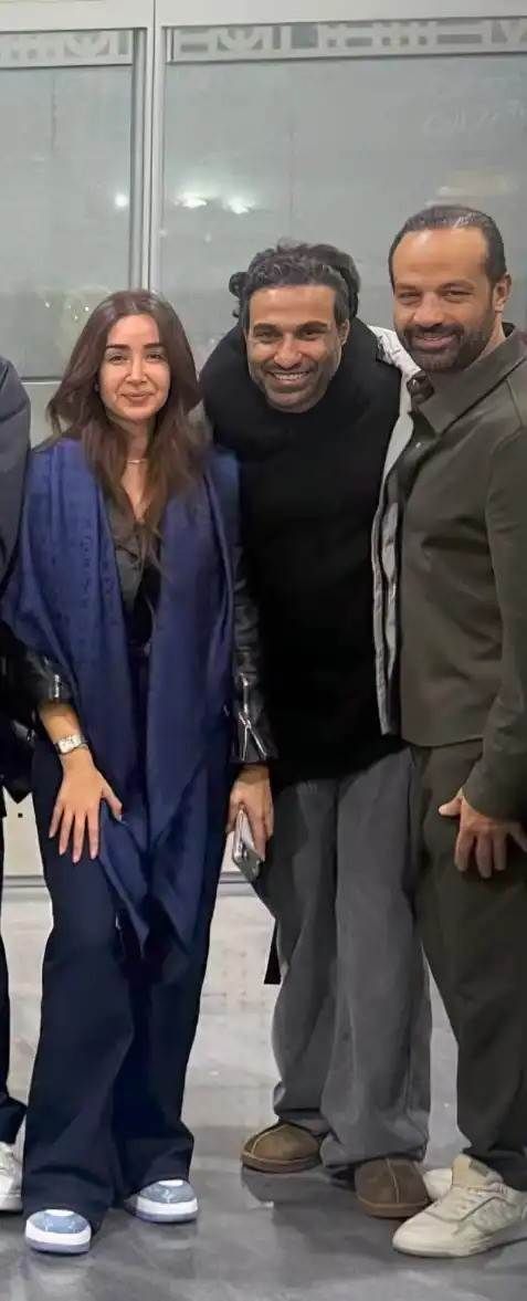 تصالح هنا الزاهد وأحمد فهمي.. صور أعاد ظهور الفنانة هنا الزاهد برفقة طليقها الفنان أحمد فهمي خلال عودتهما من المملكة العربية السعودية بعد حضور إقرأ المزيد