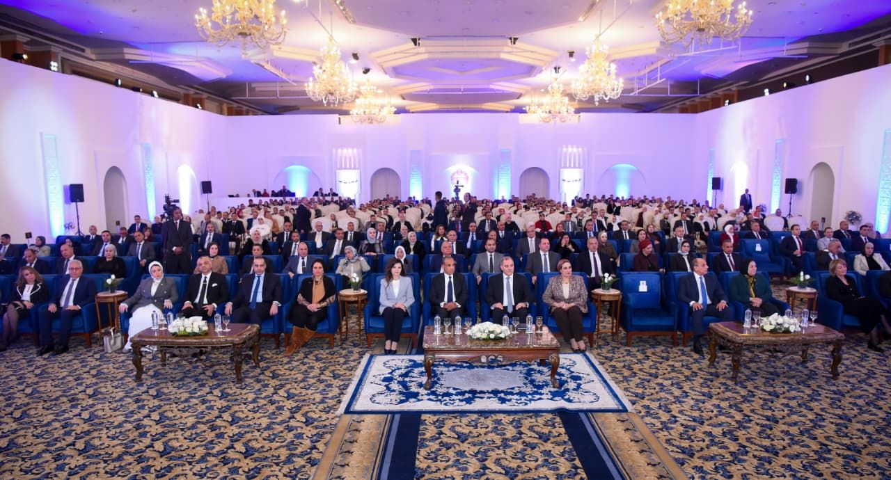 وزير الخارجية يشارك في ندوة تثقيفية بالقوات الجوية