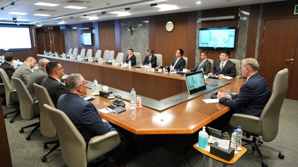 “شينج فا” الصينية تعتزم استثمار ملياري دولار بصناعات الفوسفات في مصر