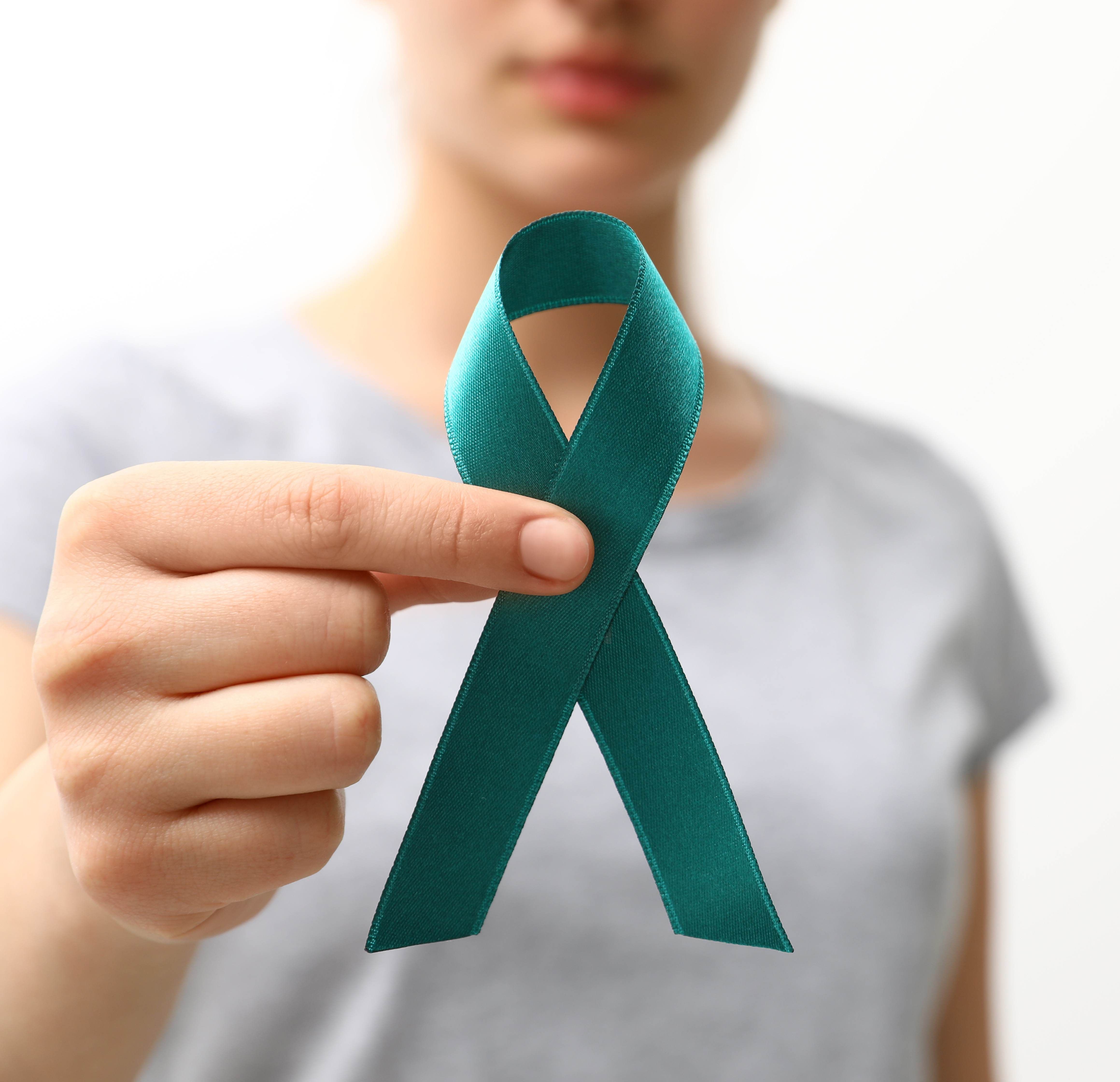 لماذا يحدث سرطان عنق الرحم؟.. الأسباب وعوامل الخطر مع الدكتورة شهد محمود