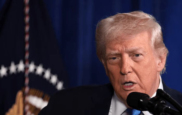 ترامب يتراجع عن فرض رسوم عقابية على دول أوروبية بعد إعلان إطار اتفاق غرينلاند