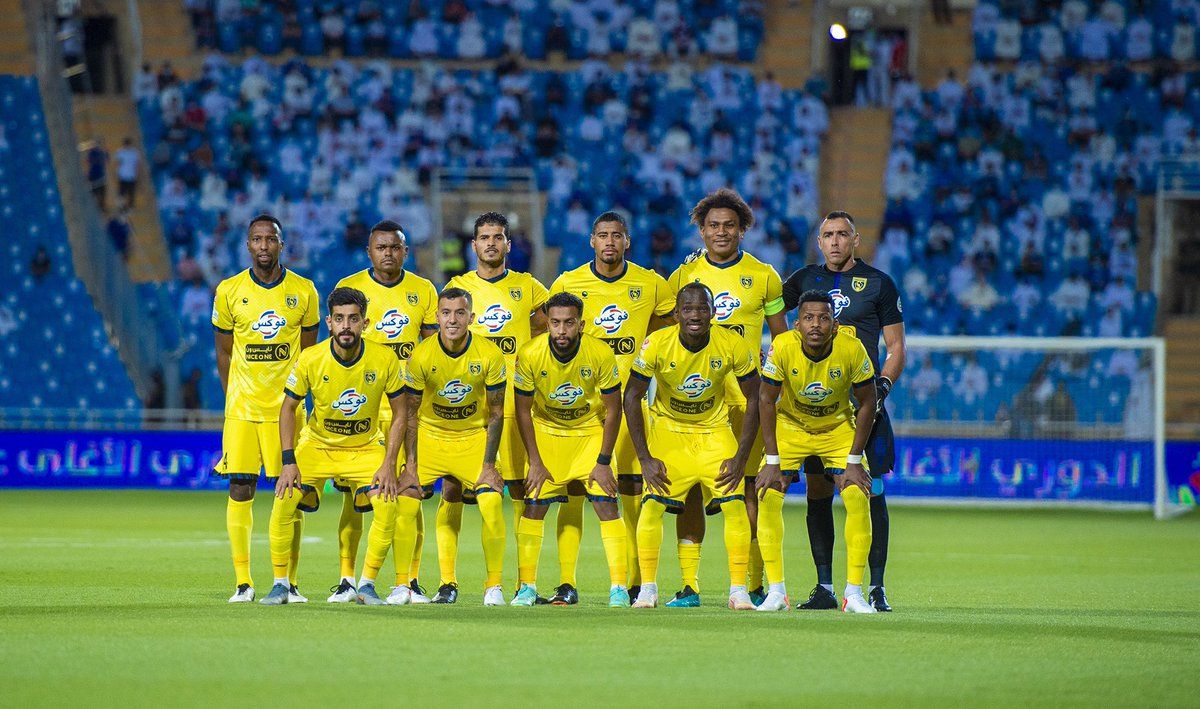 اطّلع على بالمجان.. القنوات الناقلة لمباراة التعاون ضد الحزم...