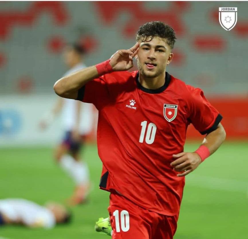 بـ 100 ألف دولار.. تعرف على صفقة الأهلي...