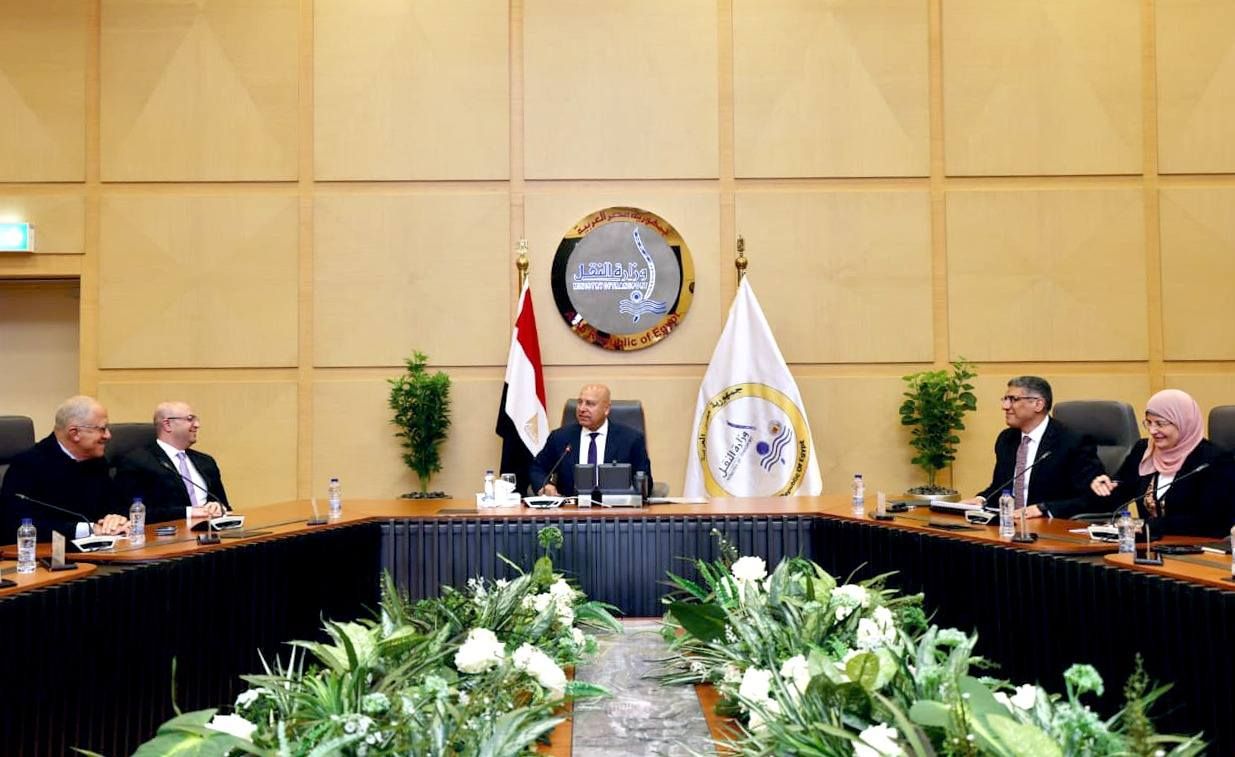 كامل الوزير يؤكد أهمية استكمال ترفيق المناطق الصناعية لجذب الاستثمارات