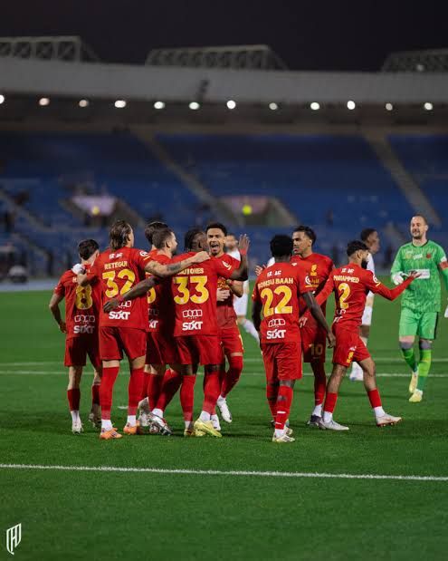 تعثر جديد.. القادسية يقلب الطاولة على الاتحاد في...