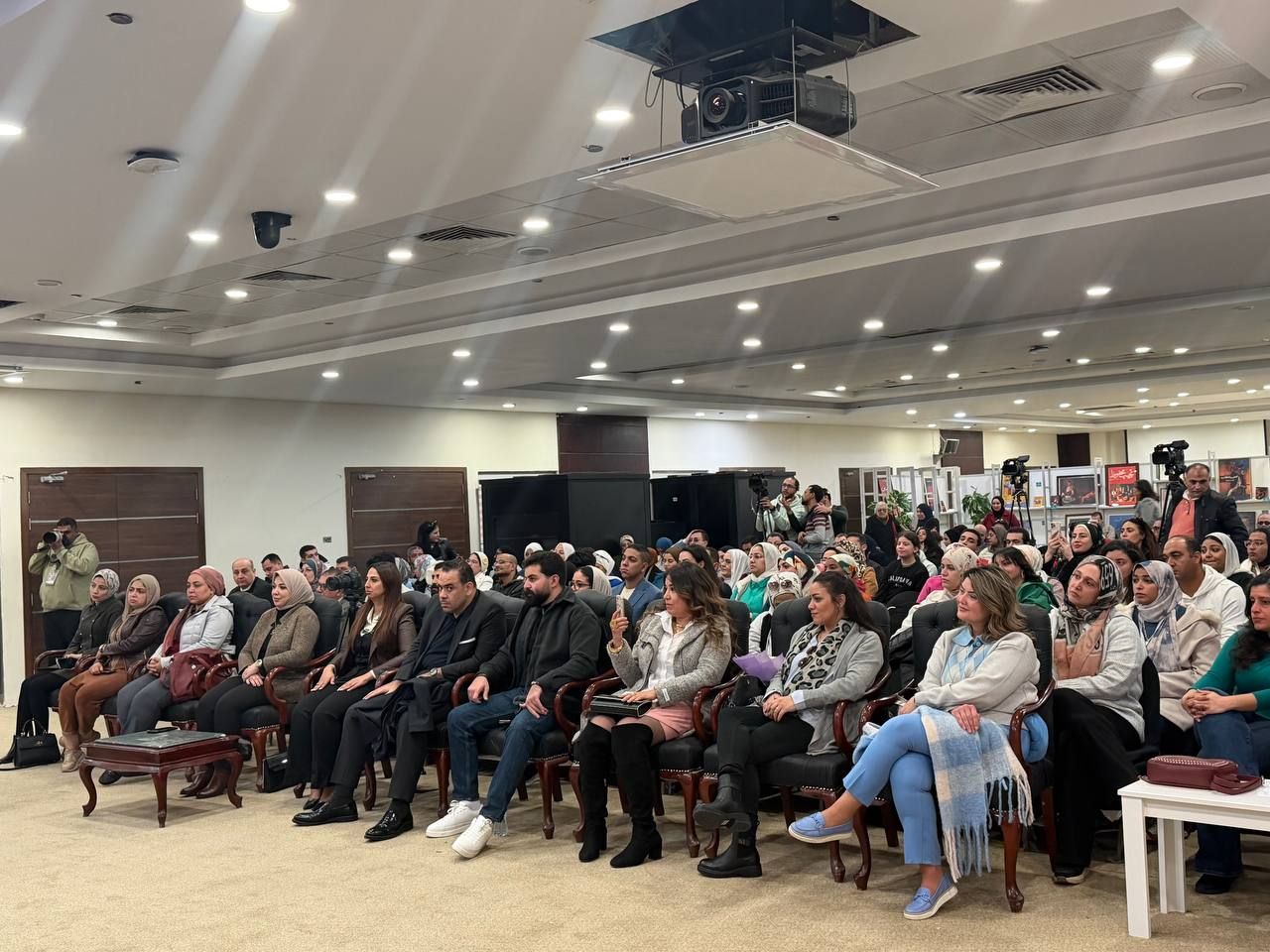 على هامش معرض الكتاب.. التنسيقية تعقد ندوة "القصة ما قبل الأخيرة.. ترابط الأسرة العربية"