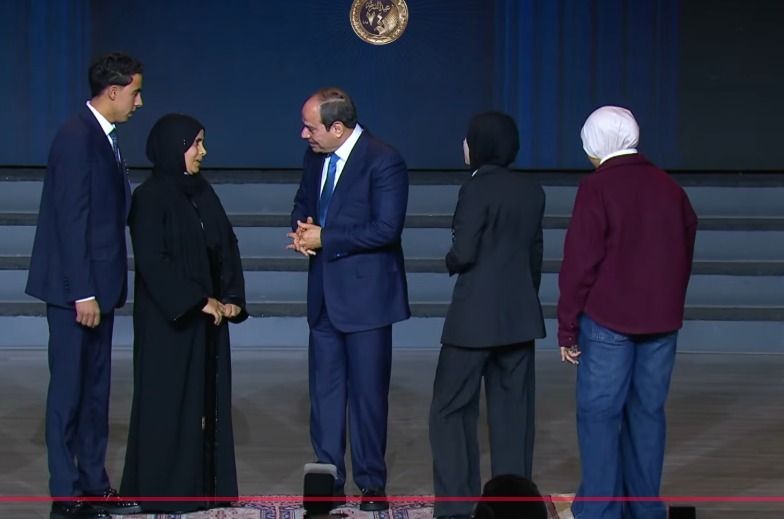 الرئيس السيسي يكرم عدداً من أسماء شهداء الشرطة خلال الاحتفال بالذكرى الـ 74 لعيد الشرطة (صور)