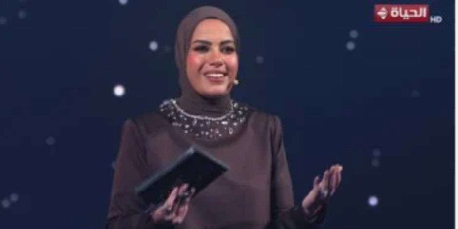 آية عبد الرحمن: الشيخة أم السعد علامة فارقة فى تاريخ تلاوة القرآن بالعالم الإسلامى