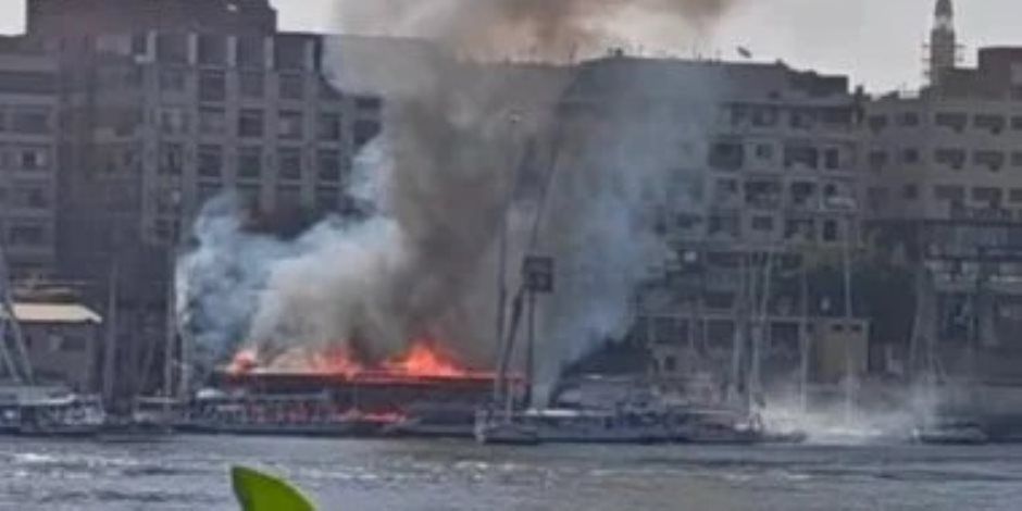 حريق هائل يلتهم مطعما على كورنيش أسوان