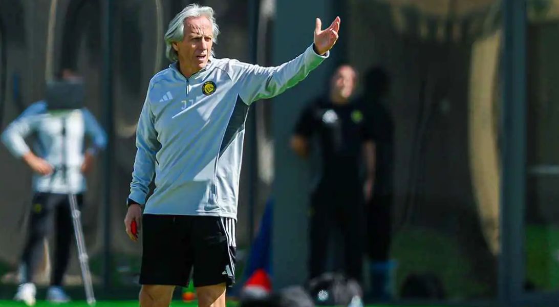 الهلال يتقدم بشكوى رسمية ضد جورجي جيسوس...