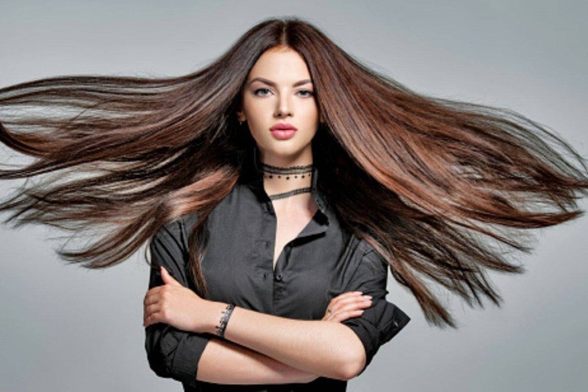 تفسير حلم الشعر الطويل في المنام للعزباء والمتزوجة.....