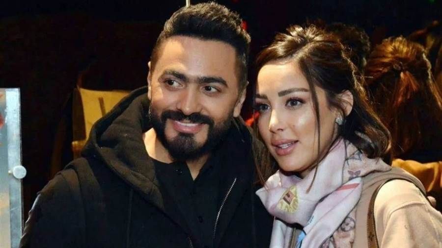 المخرجة سارة وفيق تحسم الجدل حول عودة تامر حسني لبسمة بوسيل مع كل صورة تجمع الفنان تامر حسني والفنانة بسمة بوسيل سواء في مناسبة عائلية أو أثناء تبادل الدعم الفني تنتشر إقرأ المزيد