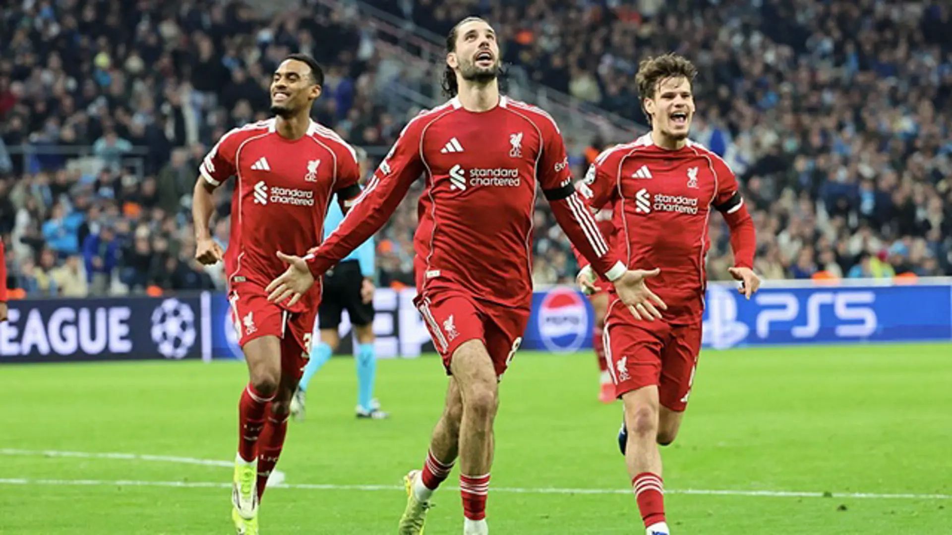 الريدز لحسم التأهل لدور الـ 16.. كيفية مشاهدة...