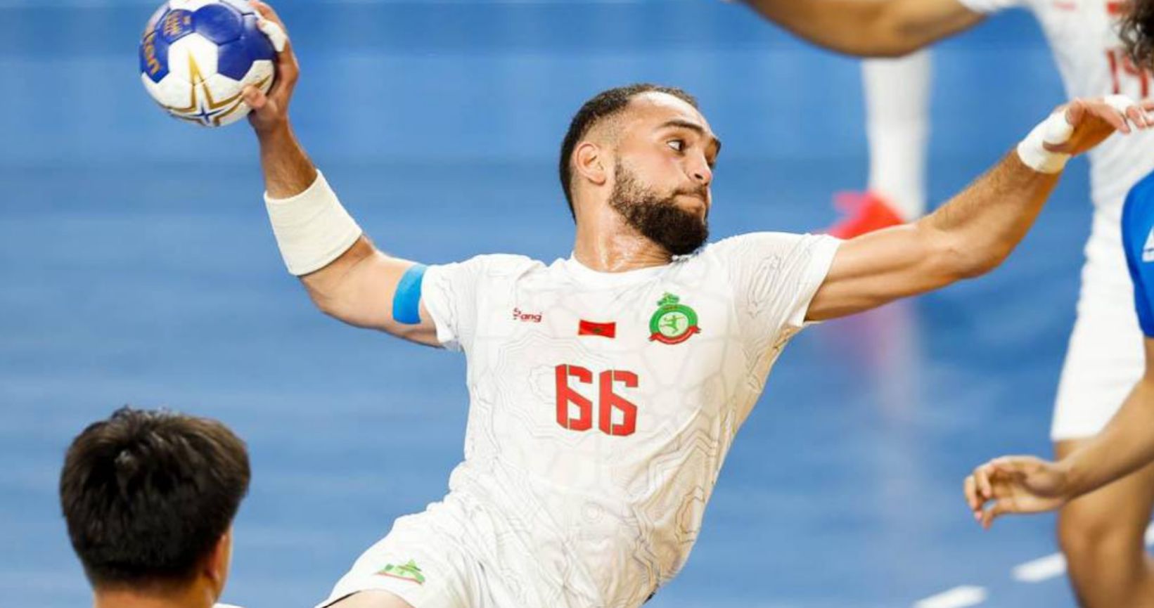 اطّلع على مجانًا الآن.. القنوات الناقلة لمباراة المغرب ضد...