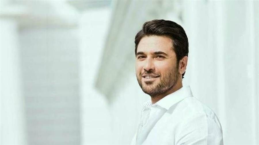 محامي الفنان أحمد عز يرد على حقيقة زواجه من مساعدته فجر محامي الفنان المصري أحمد عز مفاجأة حول الأخبار التي انتشرت خلال اليومين الماضيين عن زواج موكله من مساعد إقرأ المزيد