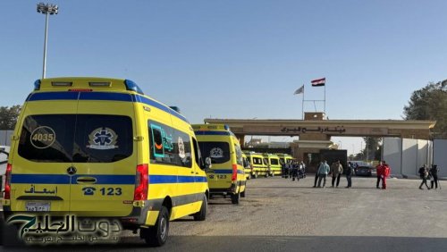 بدء وصول جرحى ومرضى من قطاع غزة إلى الجانب المصري من معبر رفح