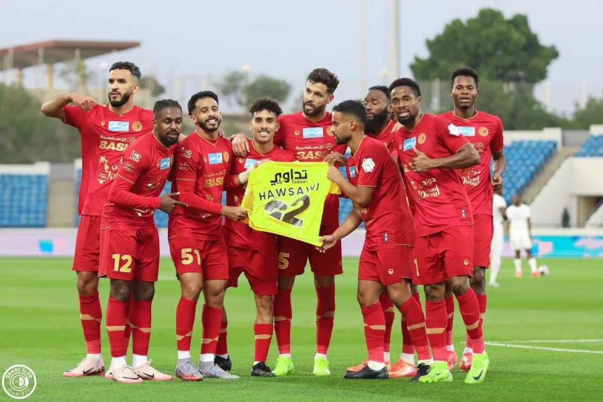 رابط الأسطورة.. بث مباشر مشاهدة مباراة ضمك والخلود...