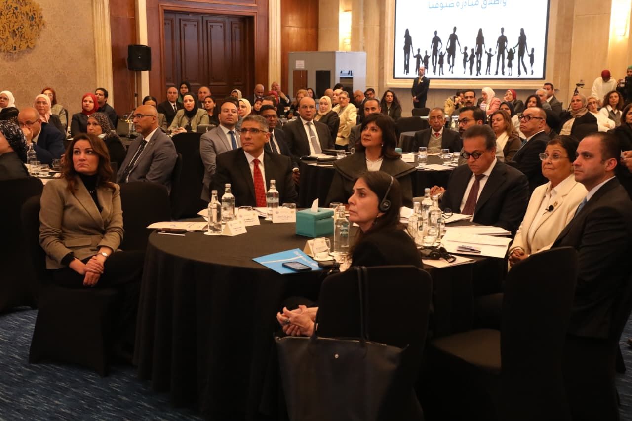 محافظ الجيزة يشهد فعاليات «اليوم العالمي للأسرة والسلام» بحضور وزير الصحة