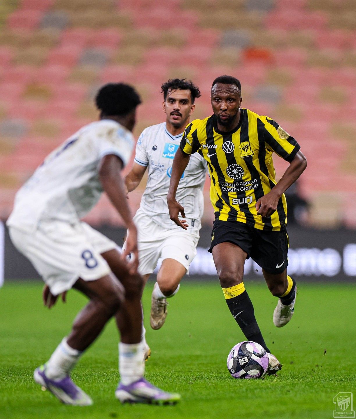 تطور مفاجئ مدوية.. أزمة تضرب الاتحاد قبل مواجهة النصر...