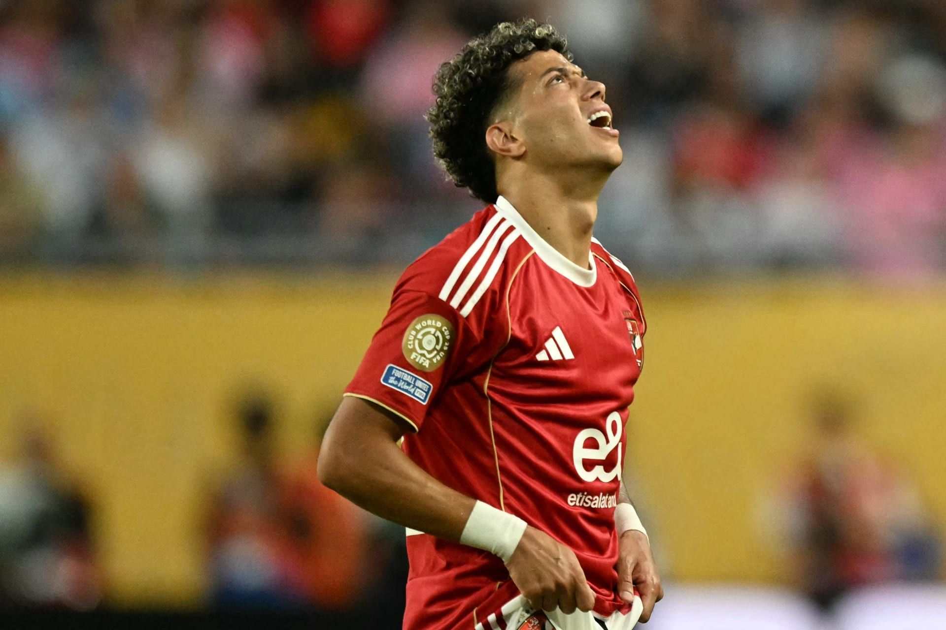 رسالة قوية من مدحت شلبي للنادي الأهلي عن...