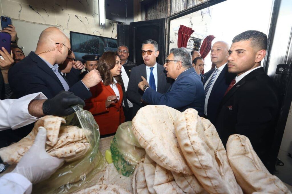 وزيرا التموين والتنمية المحلية ومحافظ الدقهلية يفتتحون معرض «أهلاً رمضان» بالمنصورة