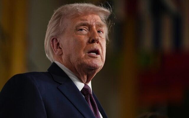 لماذا لا ينام ترامب في الطائرات؟ الرئيس الأمريكي...