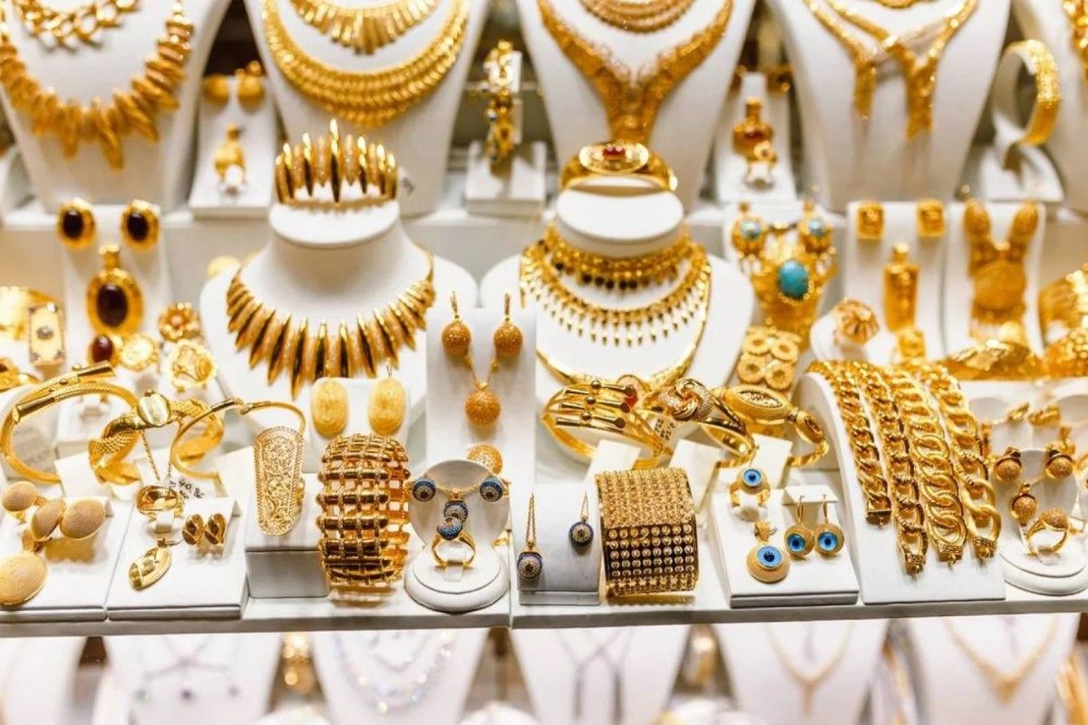عيار 21 الآن.. هل تغيرت أسعار الذهب اليوم...